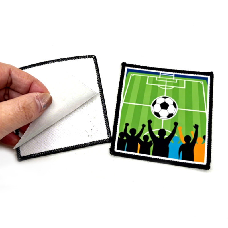 2 1/2' x 2 1/2' štvorcová sublimačná látková Merrow záplata s lepidlom
