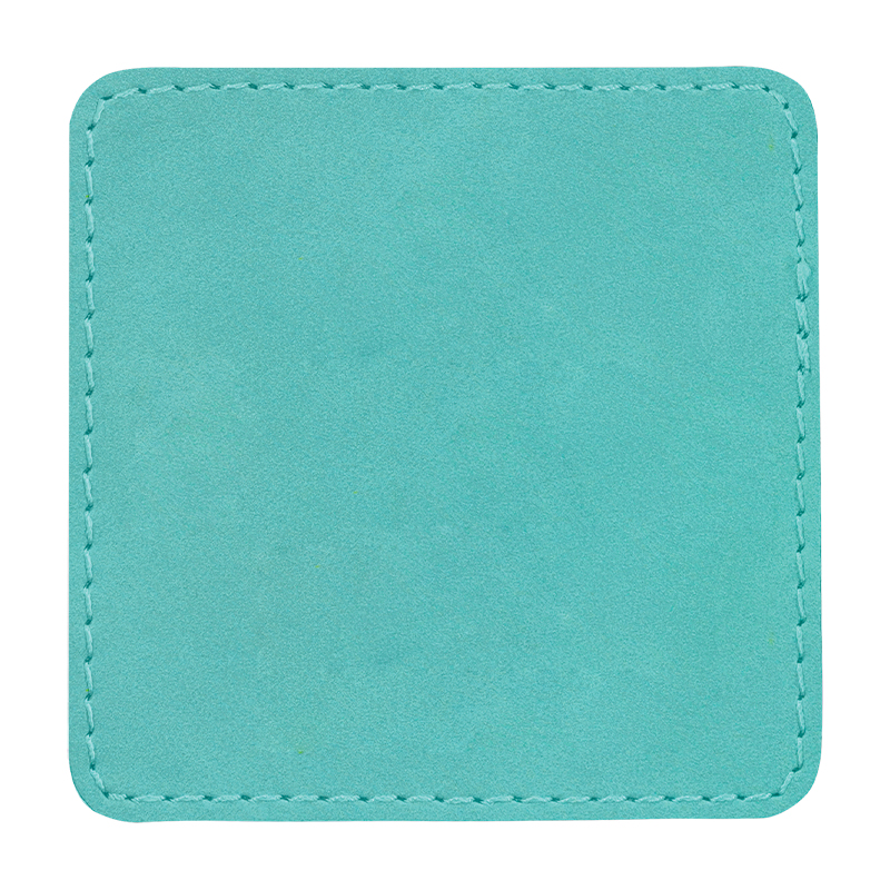 3 štvorcové koženkové nášivky 1/2' x 2 1/2'. 3 štvorcové koženkové nášivky 1/2' x 2 1/2'.
