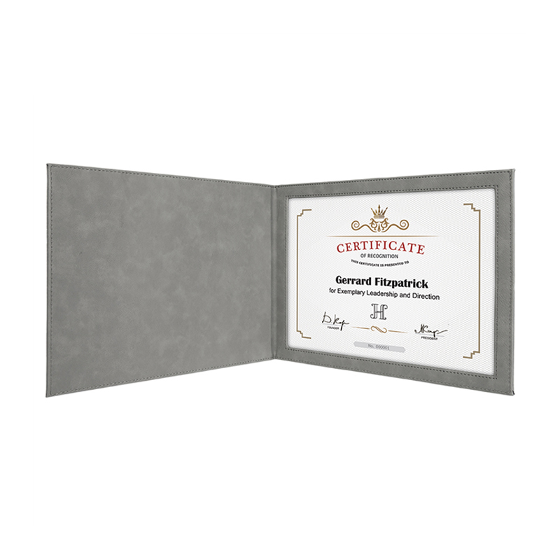 Laserovateľné koženkové držiaky certifikátov