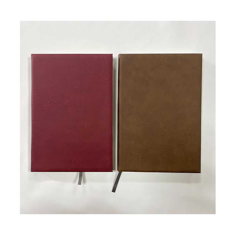 5 1/4' x 8 1/4' koženkové denníky