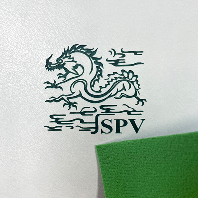 Lesklé koženkové obliečky s lepidlom/bez lepidla